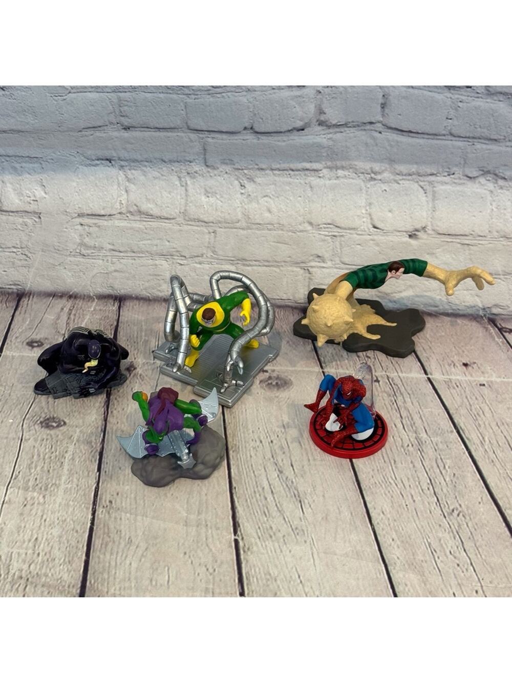 Disney Set of 5 Spider-Man Marvel Figures